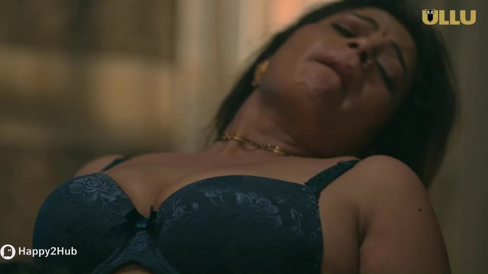 Love Bite Ep3 - Ullu Malvika Tomar Bhabhi Sexy Video – XMasti